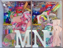 Load image into Gallery viewer, Custom Gift Hamper - Relentless Scents
