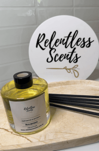 La Signature Reed Diffuser - Relentless Scents