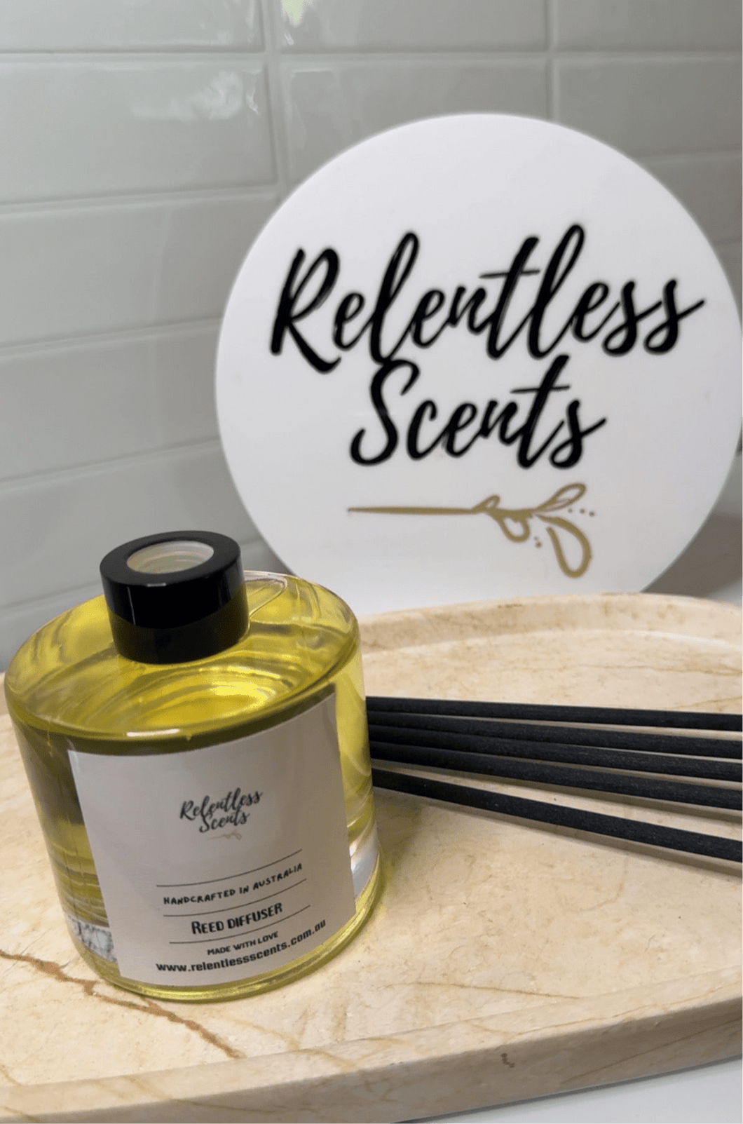 La Signature Reed Diffuser - Relentless Scents