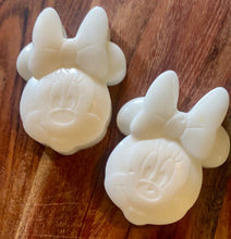 Load image into Gallery viewer, Mickey &amp; Minnie Mouse gift pack - Relentless Scents
